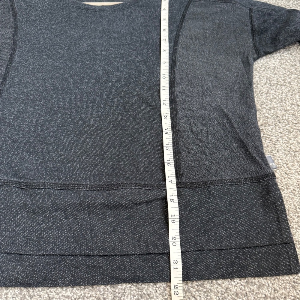 Mountain Hardwear Womens Gray Marl Long Sleeve Active Top Thumbholes Size M - Picture 9 of 9